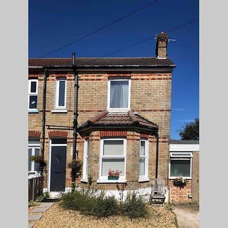 Modern Studio Apartment Near Town Centre Poole Zewnętrze zdjęcie