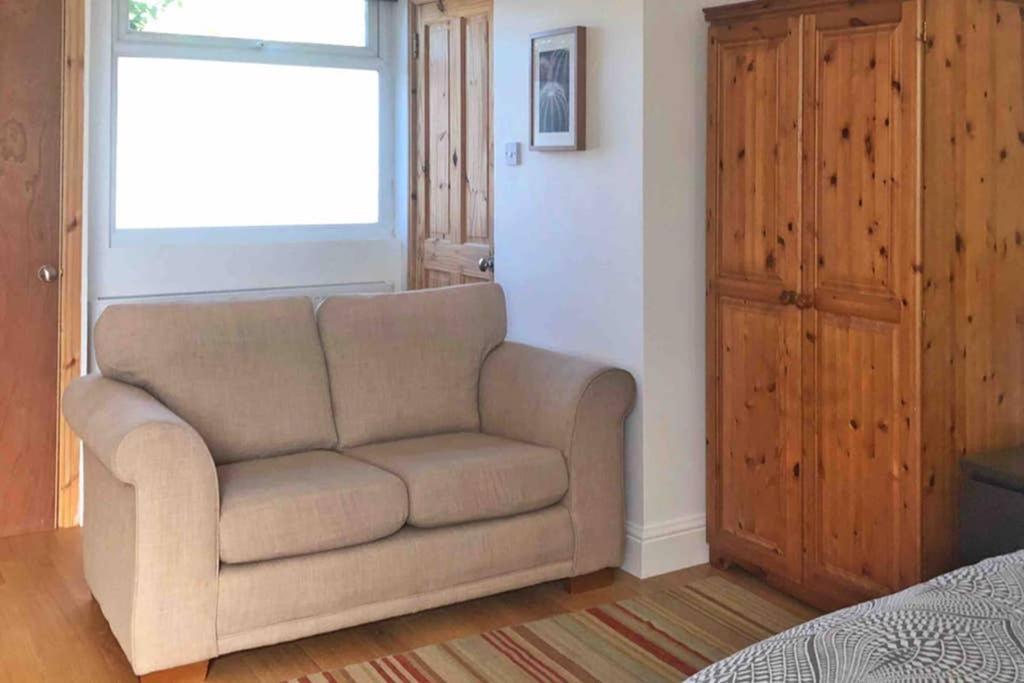 Modern Studio Apartment Near Town Centre Poole Zewnętrze zdjęcie